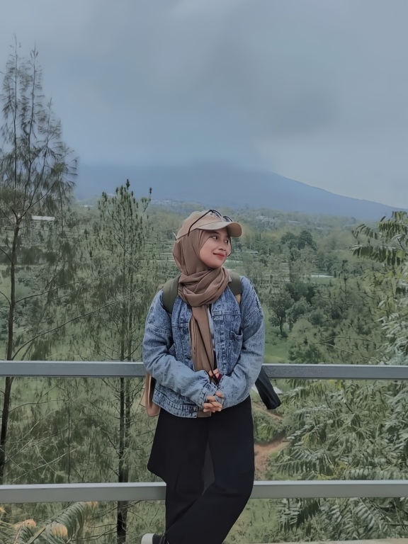 NIVA — Creative Designer